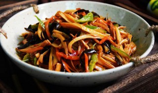 鱼香杏鲍菇的家常做法（鱼香杏鲍菇的家常做法大全家常窍门）