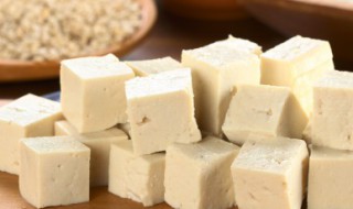 豆腐长黑毛还可以吃吗? 豆腐长黑毛还可以吃吗视频