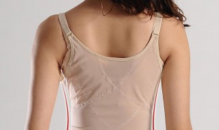 塑身衣穿几个月有效果 抽脂肪20斤一般多少钱