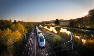 高铁票座位号怎么看（高铁票座位号怎么看车厢号）