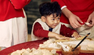 包饺子寓意着什么 包饺子寓意着什么意思四字词