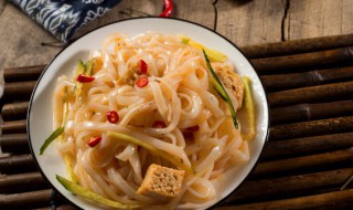 一碗凉皮等于几碗米饭（一碗凉面等于几碗米饭）