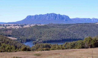 狼居胥山地理位置（狼居胥山在哪里）