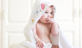 带草字头的字男孩取名（属兔男孩起名字适合用的字）