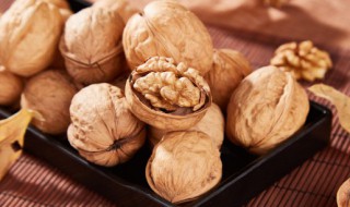 剥核桃手黑怎么洗 剥核桃手黑怎么洗的干净