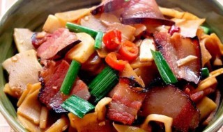 腊肉火锅怎么做好吃（腊肉火锅怎么做好吃视频）