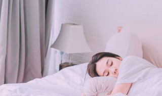 梦见自己裤子破了是什么意思（梦见自己裤子破了是什么意思好不好）