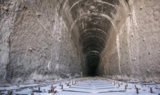 老关角隧道废弃原因（老关角隧道废弃原因有哪些）