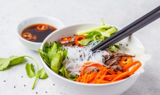 米线用开水泡还是冷水泡 干米粉一般用冷水泡多久能炒