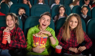 观影的最佳位置是哪里 电影院一共10排哪排最好