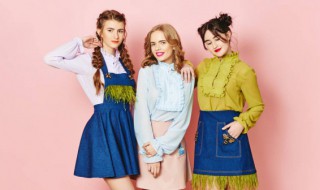 衬衫塞进裤子里的技巧 女生衬衫10种穿法图片