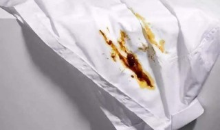油渍怎么去掉（白衣服上有油渍怎么去掉）