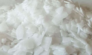 火碱消毒的使用方法（火碱的正确使用方法）