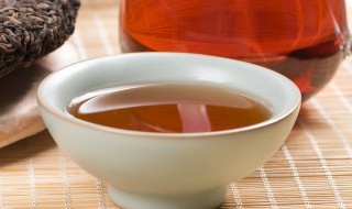 红茶是酸性还是碱性（白茶是酸性还是碱性）