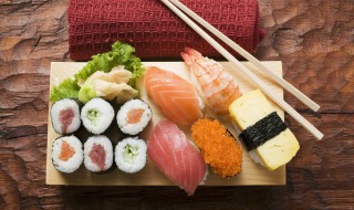 寿司可以留到第二天吃吗（寿司吃不完第二天怎么加热）