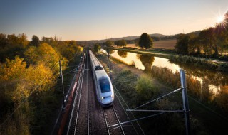 火车高铁动车字母开头（火车高铁动车字母开头k）