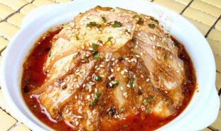 四川蒜泥白肉搭配什么配菜好吃 四川蒜泥白肉搭配什么配菜好吃又简单