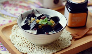 烧仙草是什么（烧仙草是什么植物做的）