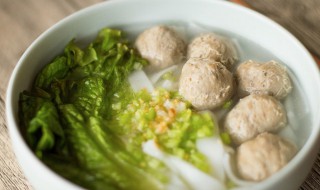 牛肉丸潮汕人一般怎么煮（潮汕牛肉丸做饭）