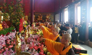 浴佛节诵什么经好（浴佛节念诵什么经）