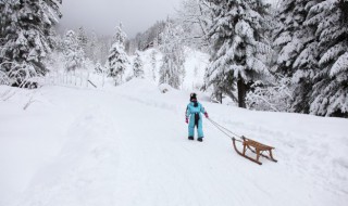 雪天如何防止摔倒