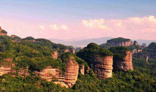 丹霞山景点介绍（贵州丹霞山景点介绍）