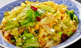 炒圆白菜怎么炒好吃（炒圆白菜怎么炒好吃苏菜）