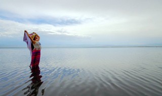 青海湖最佳旅游月份（青海湖最佳旅游月份茶卡盐湖）