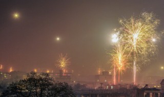 现代人春节吃什么（春节人们常吃什么）