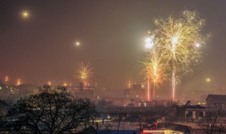 爱人春节祝福简短语 给爱人春节祝福语