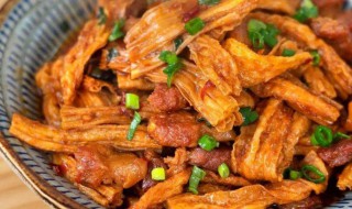 腐竹烧肉怎么烧好吃（腐竹烧肉怎么烧好吃?）