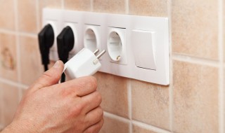 性价比高的开关插座怎么选择(高性价比开关插座推荐)