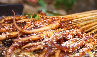 发鱿鱼怎么做好吃(发鱿鱼怎么做好吃又简单)