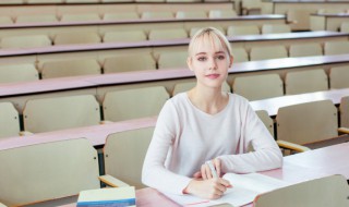 加拿大英语怎么读（加拿大英语怎么读 单词）