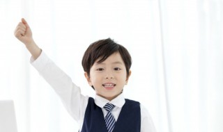 马路上白色斜线区域什么意思(马路上的白色斜线)