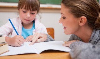 栩怎么组词 呻怎么组词