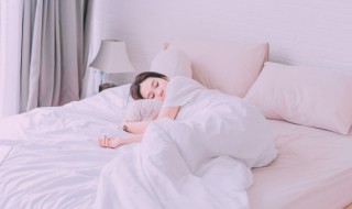 梦见参加宴会（梦见参加宴会吃饭是什么意思）