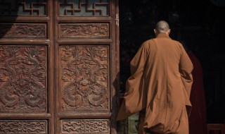 夜梦吉祥什么意思（夜梦吉祥下一句是什么）