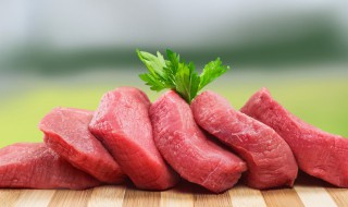 里脊肉炒青椒做法 里脊肉炒青椒做法视频