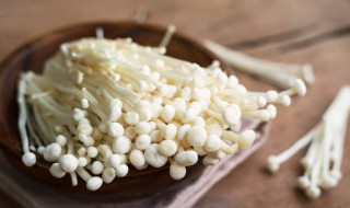 金针培根卷的做法 金针菇培根卷的家常做法大全