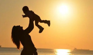 形容母爱伟大的句子 描写母爱伟大的经典句子