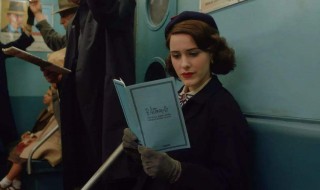 怎样在视频中加入自己的视频 操作方法如下