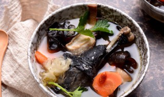 鸡汤怎么炖好喝又营养视频（炖鸡汤怎么炖好喝又营养）