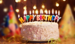 同学生日贺卡怎么写 适合同学的生日祝福语