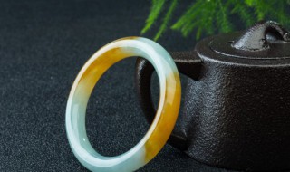 豆种翡翠手镯特点 豆种翡翠手镯特点是什么