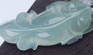 翡翠鱼的寓意 翡翠鱼的寓意是什么