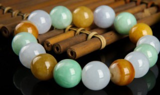 觉堆翡翠原石特点 觉堆翡翠原石特点介绍