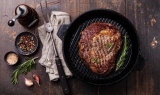 红酒黑胡椒牛排的做法 黑胡椒牛排怎么做 家常窍门