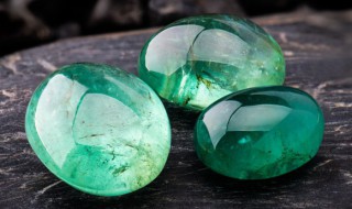 冰种翡翠的价格 冰种翡翠价值多少钱