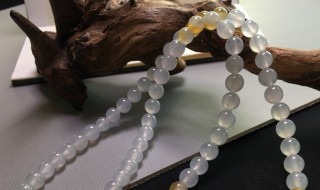 翡翠冰种项链(冰种翡翠项链手链)